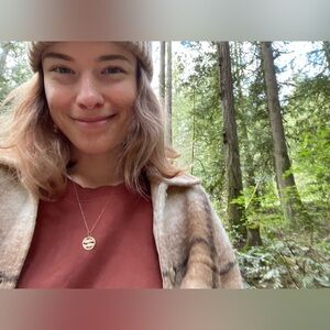 Meet your Posher, Anna